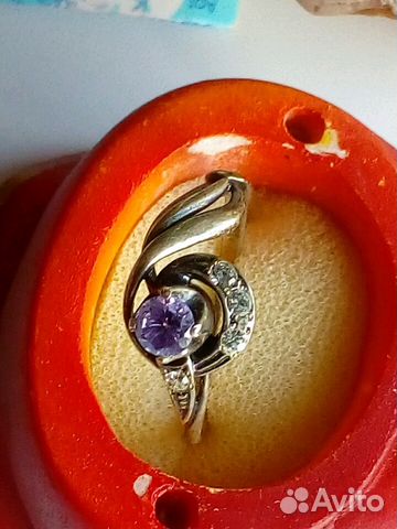 Кольцо р-р 18,5 серебро новое в футляре 