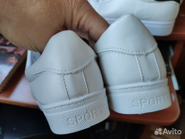 Женские кроссовки Женские кроссовки