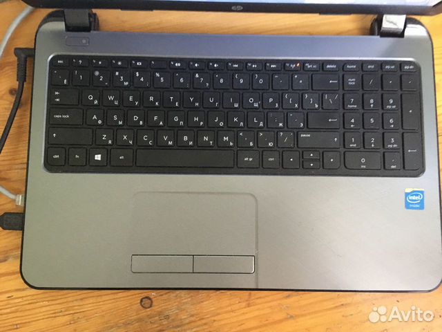 Ноутбук HP 15-r272ur серый 15.6
