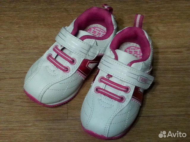Кроссовки для девочки twins белые