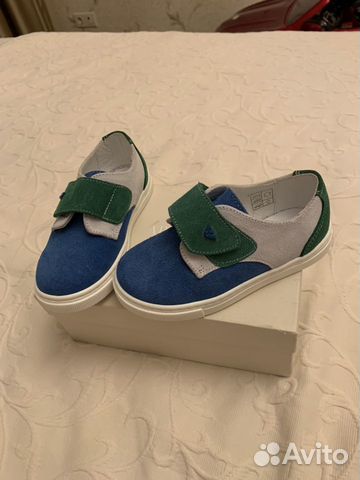 Кроссовки Armani junior 25 размер ( новые) Кроссовки Armani junior 25 размер ( новые)