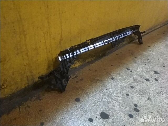 Консоль передняя пзк Мерседес 213 панель телевизор