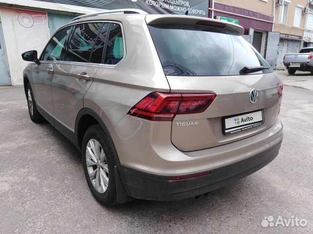 Volkswagen Tiguan 2.0 AMT, 2018, 9 000 км