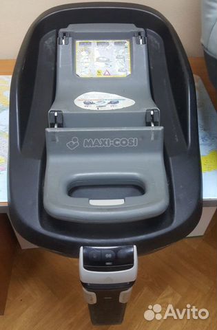 Кресло MaxiCosi Pearl + опора MaxiCosi Family Fix