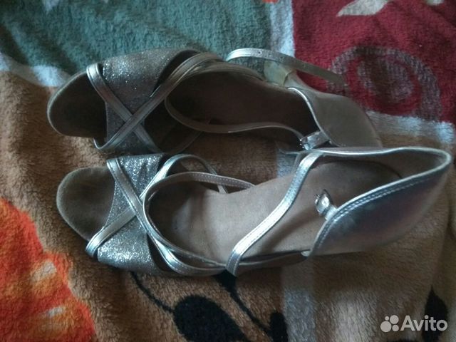 Босоножки танцевальные 38р (латина)