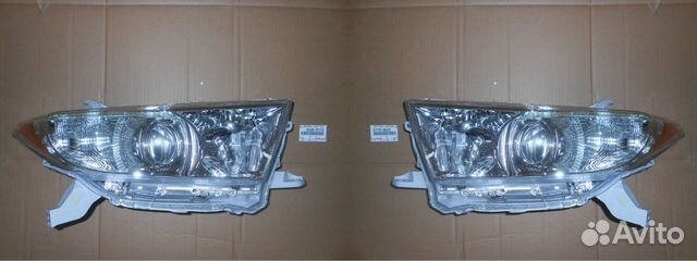 Фара правая левая Toyota Highlander U40 10 - 13