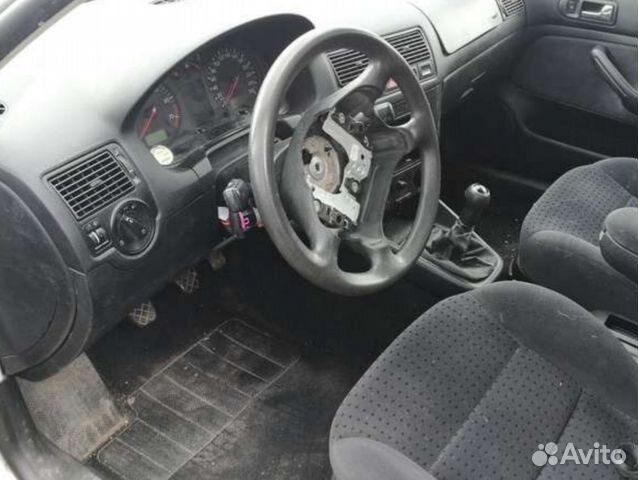 Разборка Фольксваген Гольф 4 - разбор гольф 4 Разборка Фольксваген Гольф 4 - разбор гольф 4