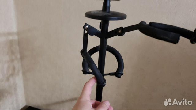 Гитарная стойка