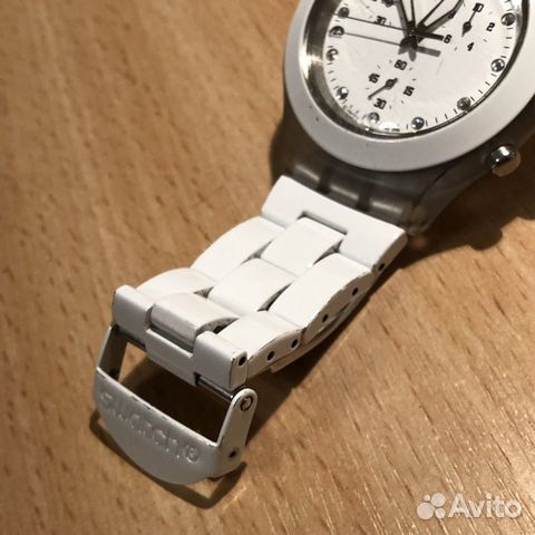 Часы Swatch белые Часы Swatch белые