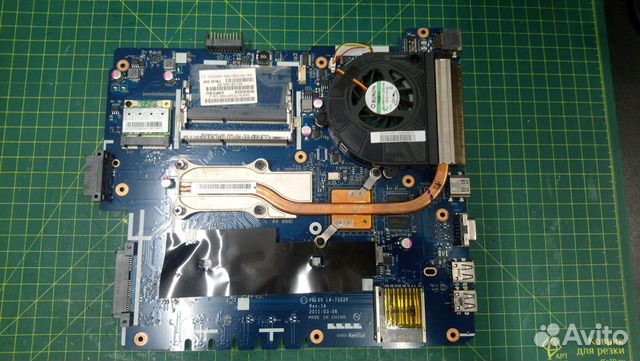 Материнская плата ноутбука PBL60 LA-7322P Rev: 1A