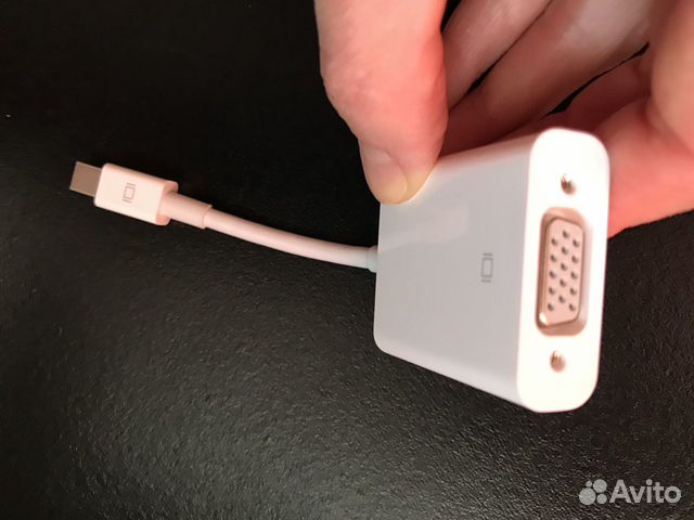 Адаптер Apple Mini DisplayPort - VGA Адаптер Apple Mini DisplayPort - VGA