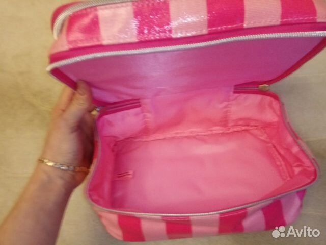 Косметичка виктория сикрет Косметичка виктория сикрет