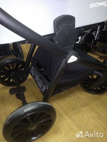 Коляска из экокожи 3 в 1. Новая