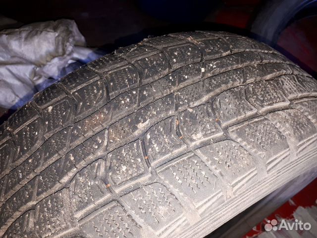 Dunlop Studless 205/60/15