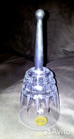 Колокольчик хрустальный. крупный