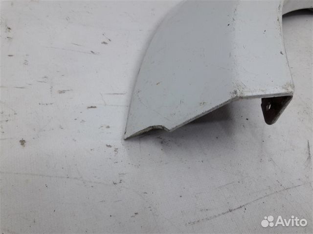 Накладка крыла передняя левая Mitsubishi Pajero