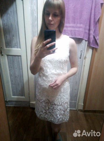 Платья
