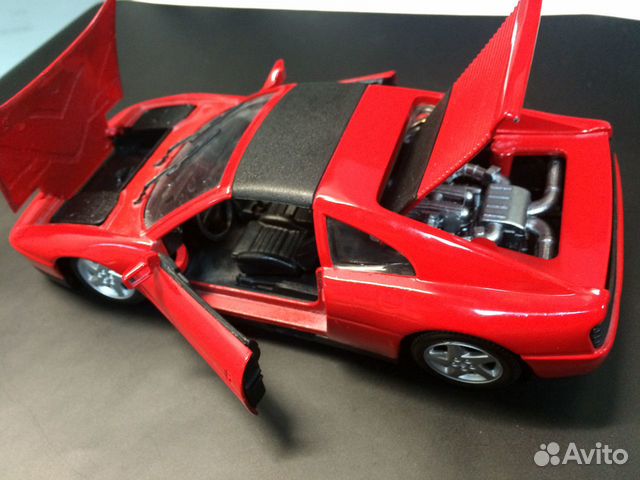 Модель машины Ferrari 348-TS, 1/24 Модель машины Ferrari 348-TS, 1/24