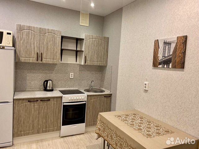 1-к квартира, 40 м², 1/10 эт.