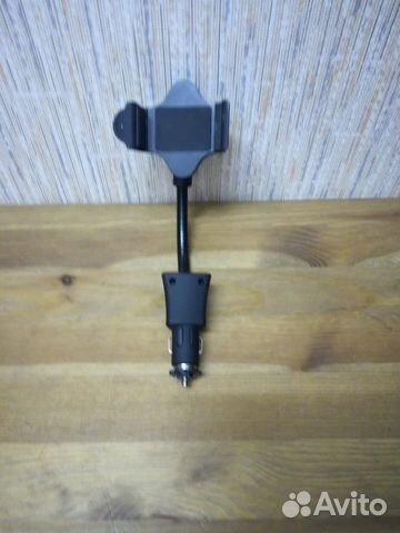 Держатель для телефона в машину