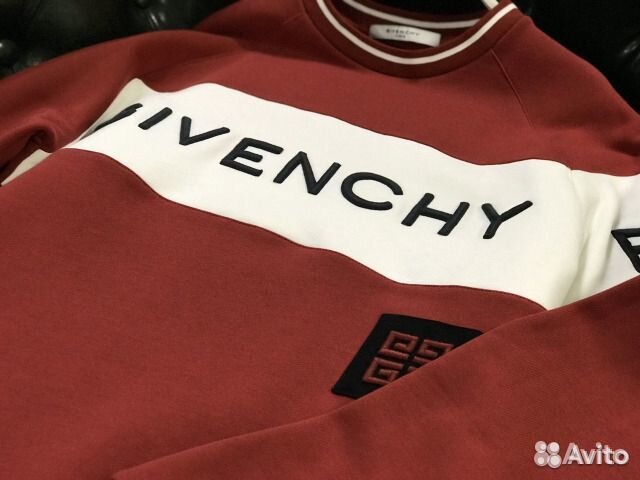 Красная Толстовка Givenchy с вышивкой Красная Толстовка Givenchy с вышивкой
