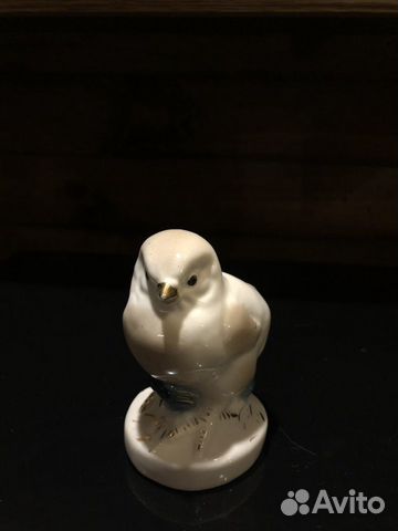 Фарфор статуэтка цыпленок