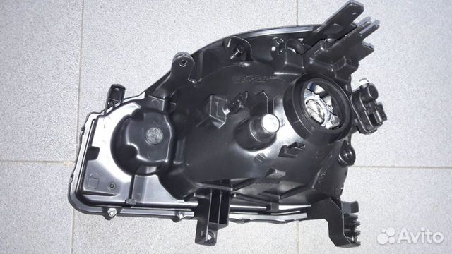 Фара правая nissan Xtrail T31 07-10 гг галоген