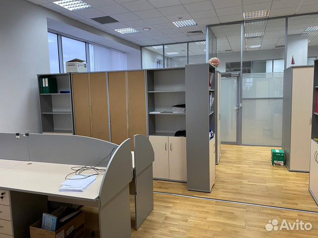 Офисное помещение, 1200 м²