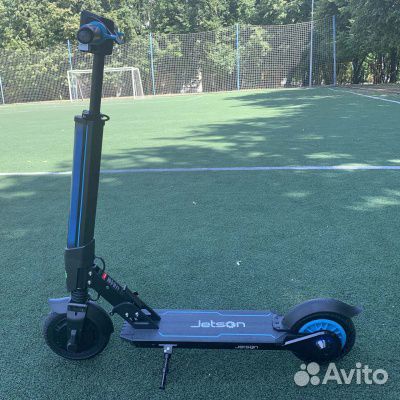 Электросамокат Jetson L8
