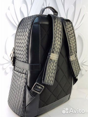 Новый рюкзак мужской женский кожа Bottega Veneta Новый рюкзак мужской женский кожа Bottega Veneta