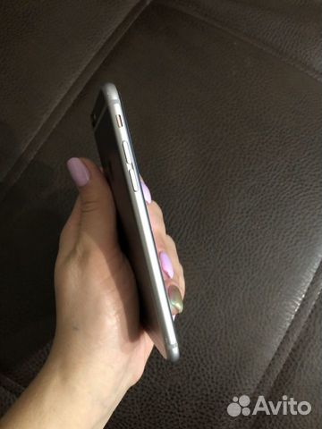 Телефон iPhone