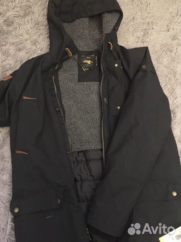 Демисезонная куртка Quiksilver Ferris (новая) Демисезонная куртка Quiksilver Ferris (новая)