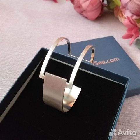 Стильный браслет + подвеска с кисточкой Стильный браслет + подвеска с кисточкой