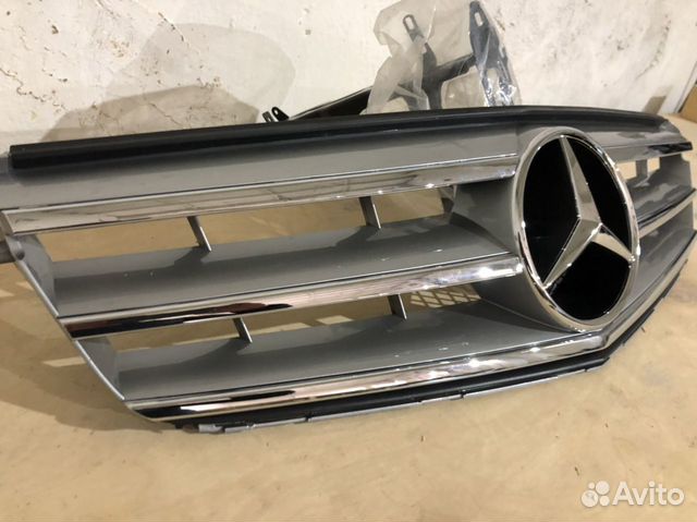Mercedes W204 C204 решетка радиатора AMG Авангард Mercedes W204 C204 решетка радиатора AMG Авангард