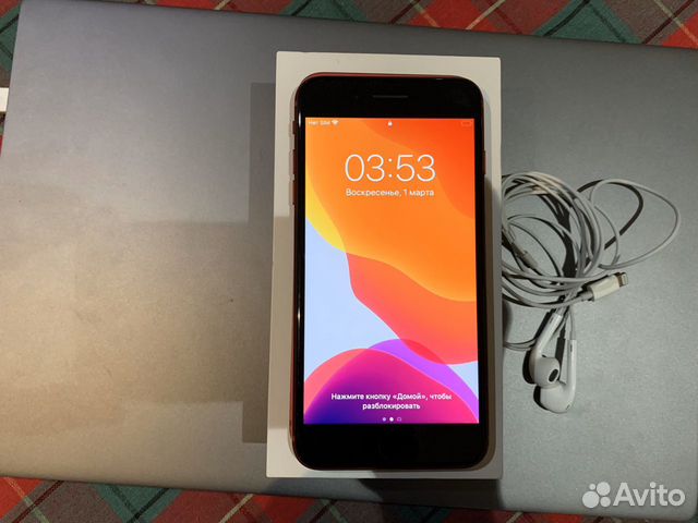 Телефон iPhone 8 Plus red Телефон iPhone 8 Plus red