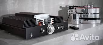 Интегральный усилитель Magnat RV4 black Интегральный усилитель Magnat RV4 black