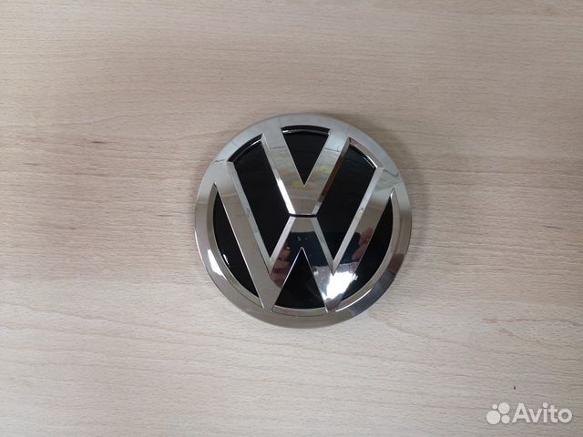 Вращение значка volkswagen