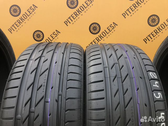 Новые шины R17 245 40 Nokian Hakka Black