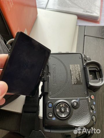 Зеркальный фотоаппарат Зеркальный фотоаппарат