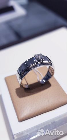 Кольцо белое золото 585 с бриллиантом