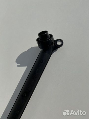 Трубка вкг Mercedes 2780180212 m278-m157 Трубка вкг Mercedes 2780180212 m278-m157