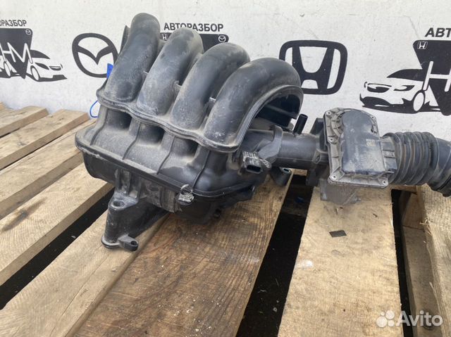 Коллектор впускной Mazda 3 BM 1.5