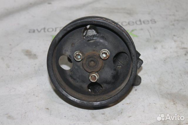 Насос гур A0024663901 Мерседес вито W638 2.8L