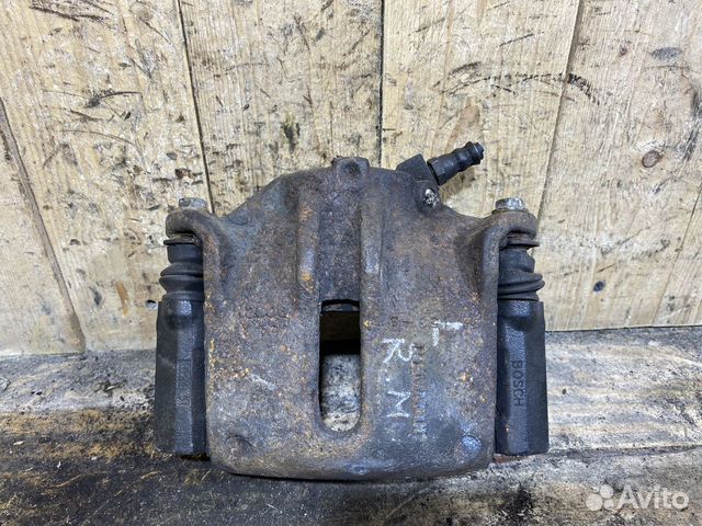 Суппорт передний левый Renault Megane 2 №3