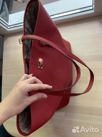 Сумка кожаная Michael Kors Сумка кожаная Michael Kors