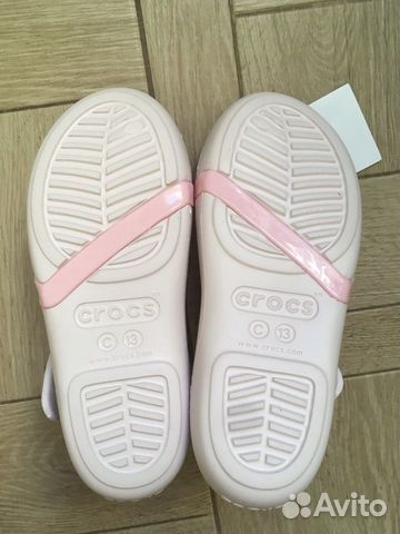 Новые сандалии Crocs C13