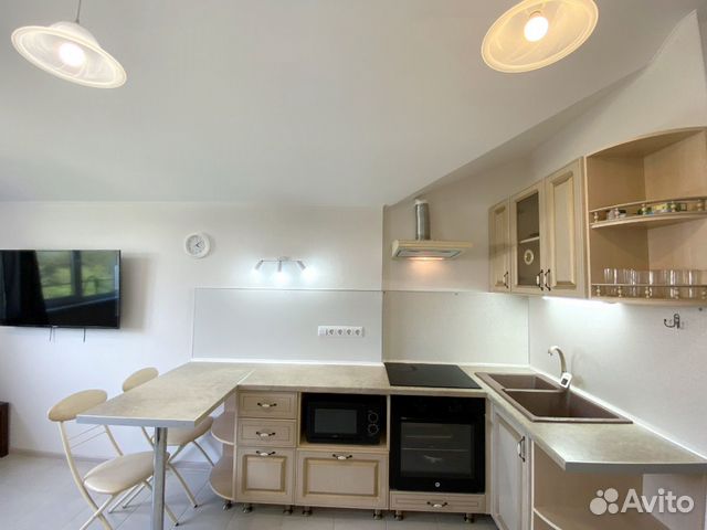 

2-к. квартира, 60 м², 6/6 эт.