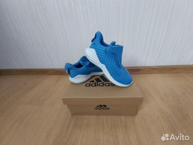 Кроссовки adidas Кроссовки adidas