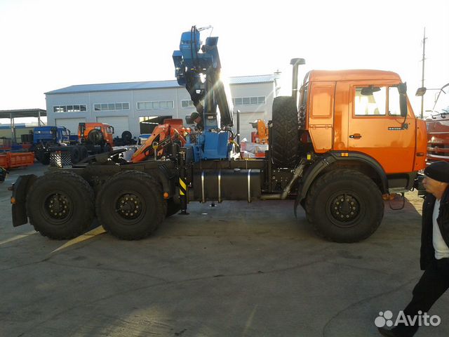 Новый камаз тягач 43118 с кму inman IM 150 евро 2