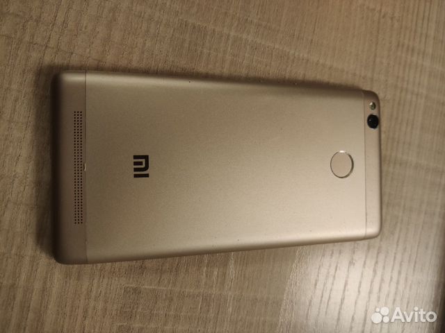 Телефон Xiaomi Redmi 3S Телефон Xiaomi Redmi 3S